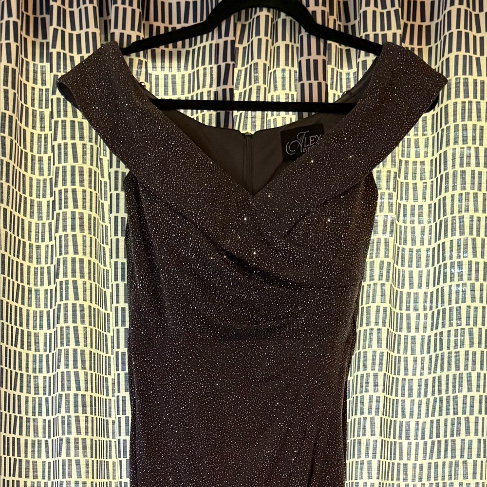 Alex Evenings Black Ruched Off-Shoulder Cocktail Dress